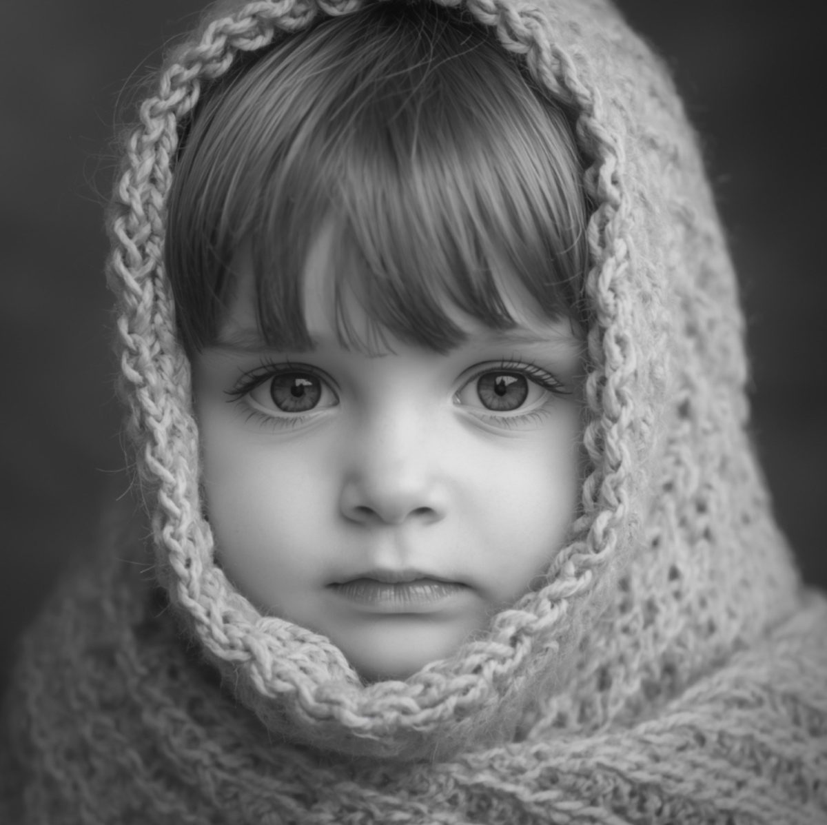 Kapel’nitsa dlilas’ dolgo, i medsestra, nevysokaya i nemolodaya zhenschina, ugovarivala patsientku: «Poterpite nemnogo».